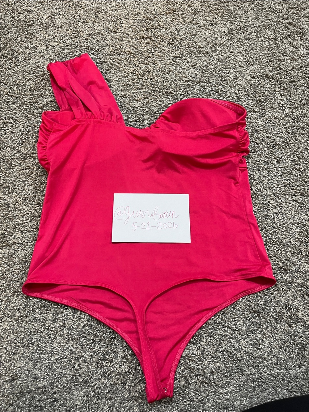 Express Body Contour One Shoulder Bodysuit - Picture 2 of 9